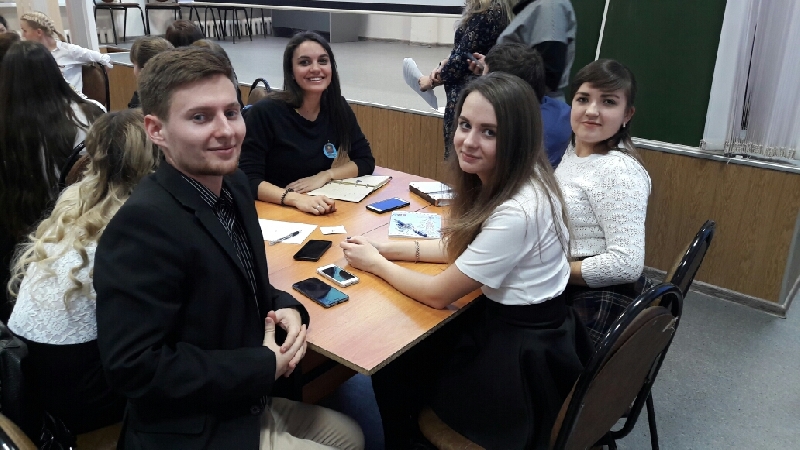 Состоялся очередной творческий конкурс будущих учителей математики и информатики